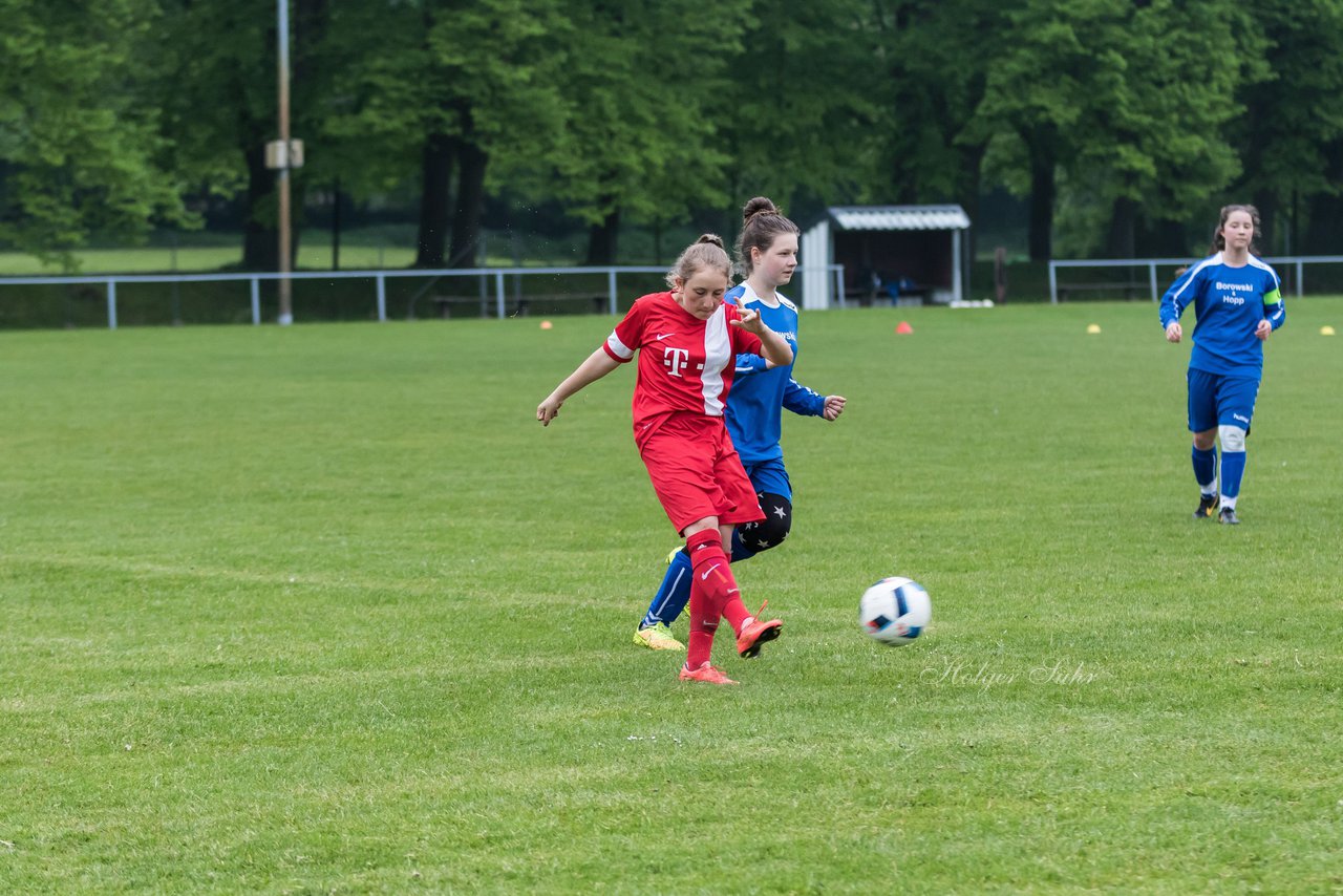 Bild 258 - wCJ SV Steinhorst/Labenz - VfL Oldesloe : Ergebnis: 18:0